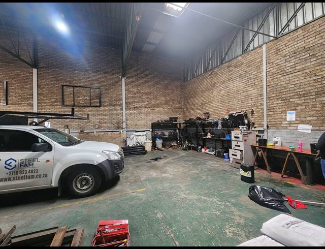 440M² WAREHOUSE TO LET IN WADEVILLE